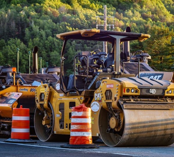 مكائن و معدات